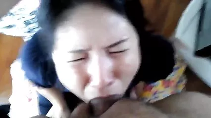 خانم نایلون