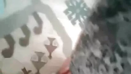 سکسی در رابطه جنسی در تاکسی دخالت می کند